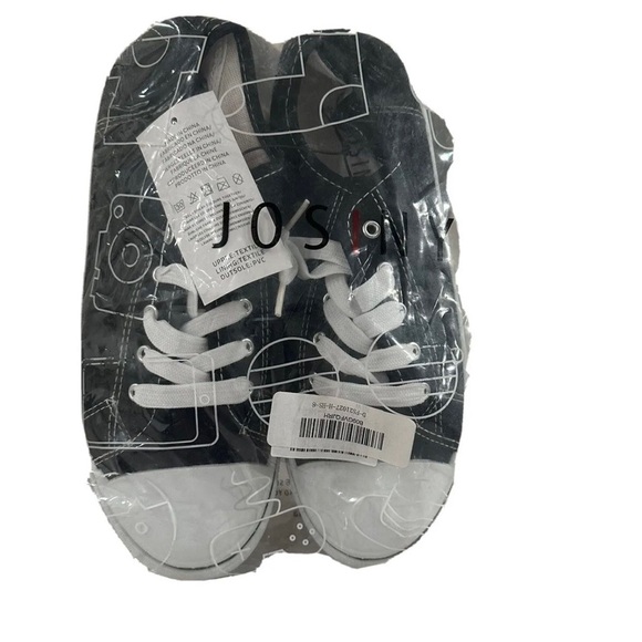 NWT Black and White Canvas Sneakers with Rubber Toe Cap - Picture 5 of 5